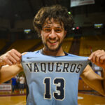 bryan rodríguez es un vaquero campeón en el baloncesto de la lai. (miguel rodríguez archivo lai)