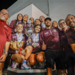 las delfinas de la usc ganan el séptimo título al hilo de las justas de natación. (kendall torres lai)