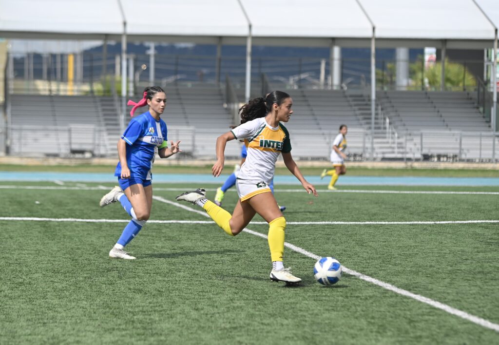 las tigresas de la uipr pasaron a la final en el fútbol femenino lai. (luis f. minguela lai)