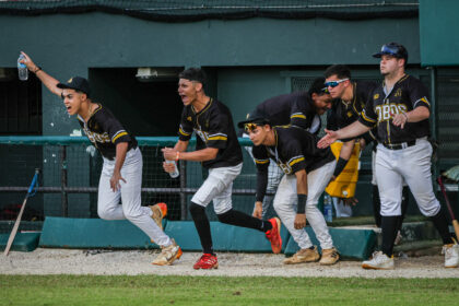 los lobos de la upr de arecibo ganaron el primer partido de la temporada 2024 2025 en la carretera.jpg (archivo lai)