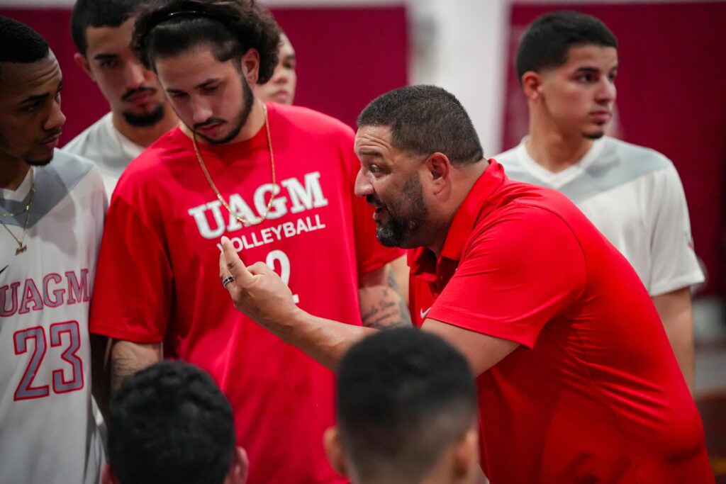 efraín rivera dirigente de los taíno de la uagm.jpg (luis ortiz lai)