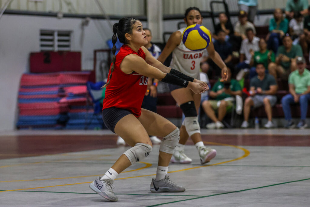 las cuatro veces campeonas taínas de la uagm son las únicas con marca perfecta en el voleibol femenino de la lai. (archivo lai)