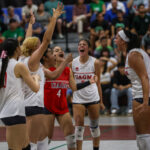 las taínas de la uagm y su dirigente juan carlos núñez desean cerrar sólidamente la temporada regular del voleibol. (lai)