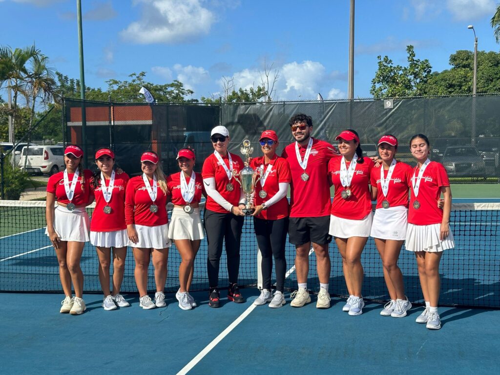 las jerezanas de la upr de río piedras se quedaron con el subcampeonato del tenis universitario (suministrada)