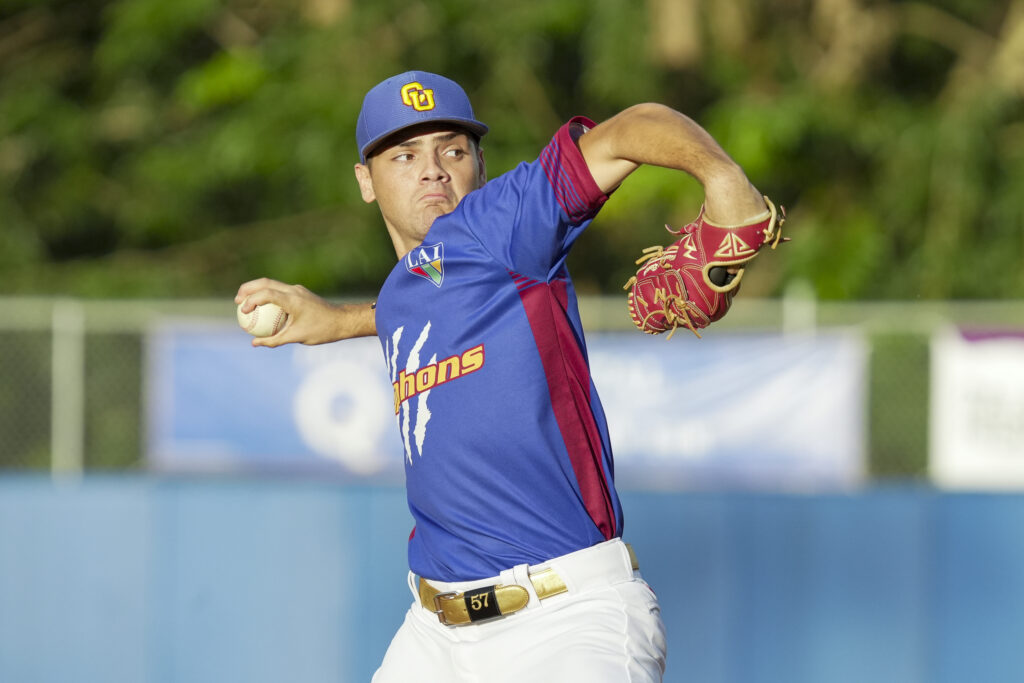 michael rivera fue el relevista ganador por los gryphons de la caribbean university. (luis ortiz lai)