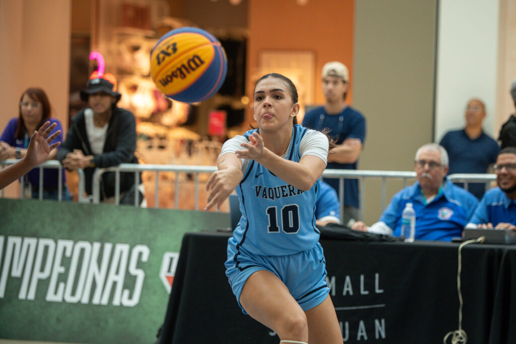 las vaqueras de la upr de bayamón entraron a cuartos de final del primer torneo de 3x3 de la lai. (luis ortiz lai)