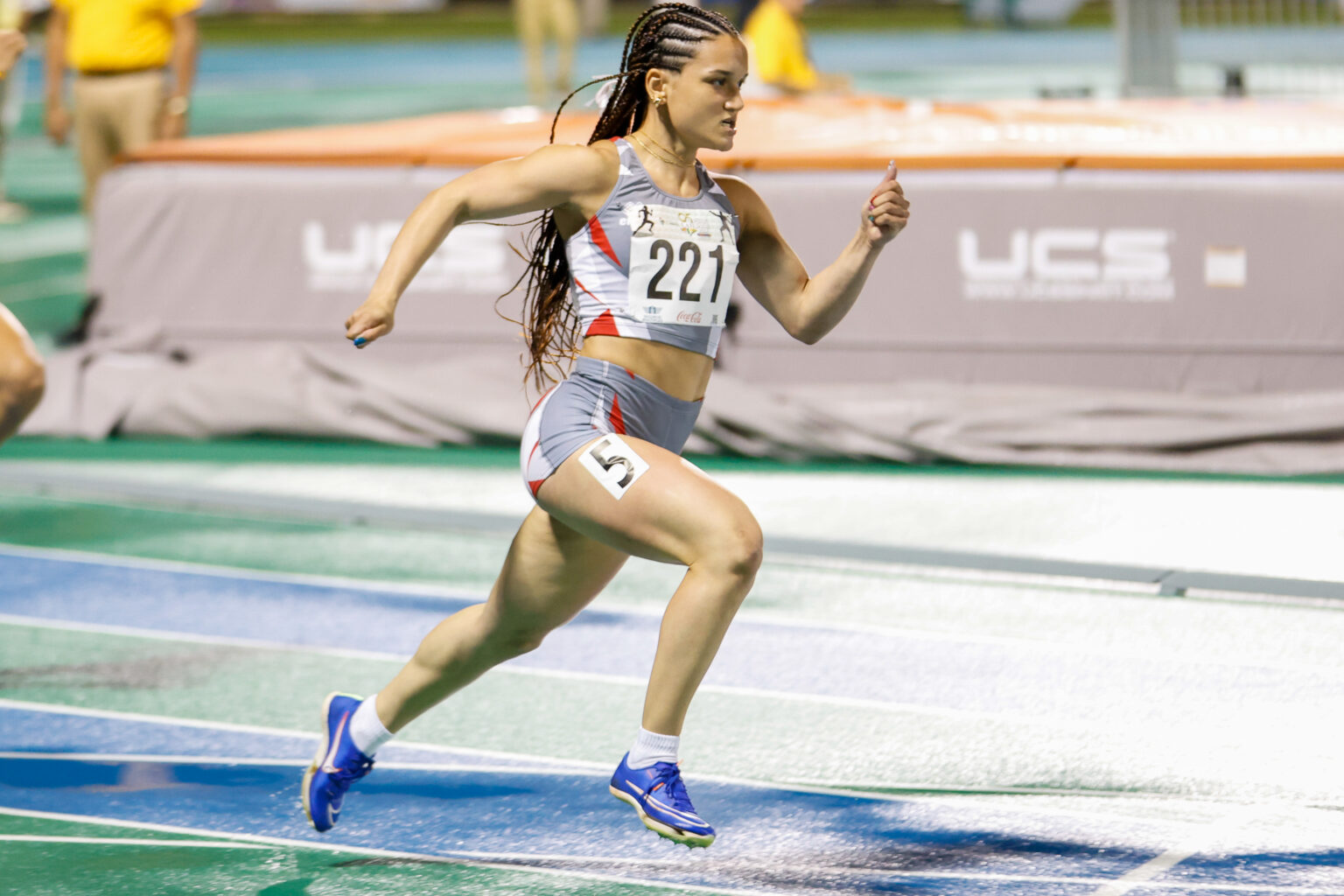 gladymar torres es una de las atletas que puede imponer nueva marca en los 100 metros en las justa de atletismo. (lai)