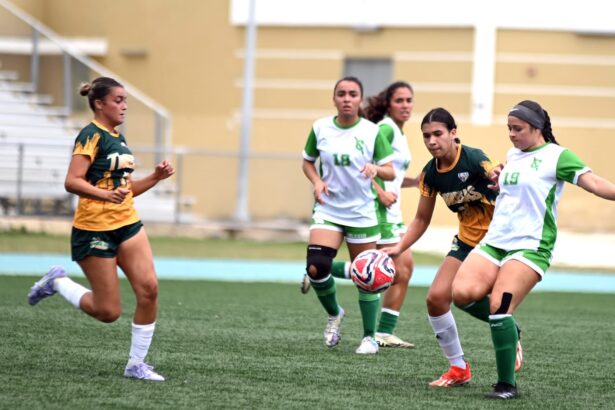 las juanas de la upr de mayagüez y las tigresas de la uipr son las finalistas del torneo de fútbol lai. (lai)