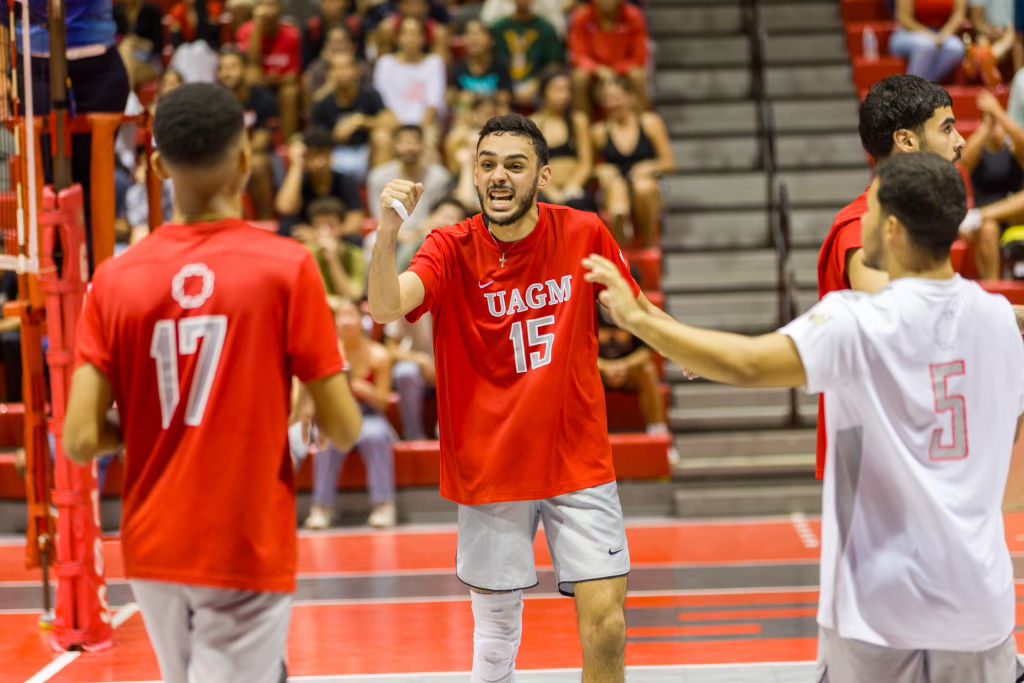 los taínos de la uagm buscan su %22back to back%22 en el voleibo. (lai)