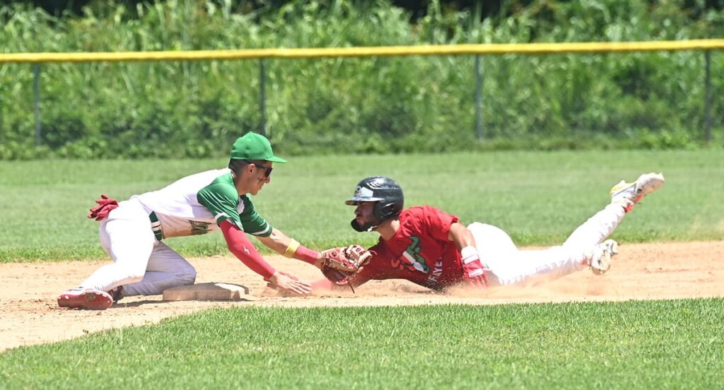 los toritos de la upr de cayey despegaron con buen vuelo en el inicio de la temporada de béisbol. (luis f. minguela lai)