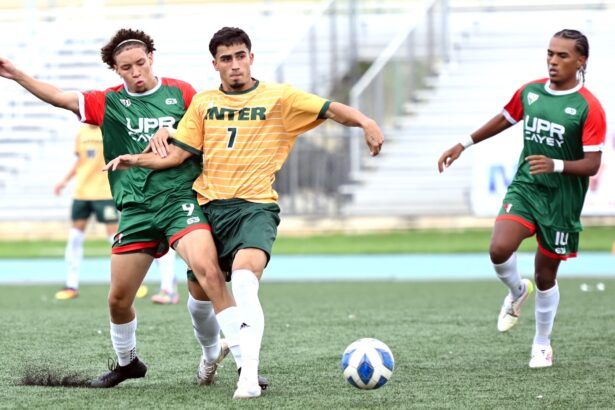 del 4 al 13 de noviembre se jugarán los últimos partidos de la temporada regular del fútbol universitario.jpeg (l. minguela lai)