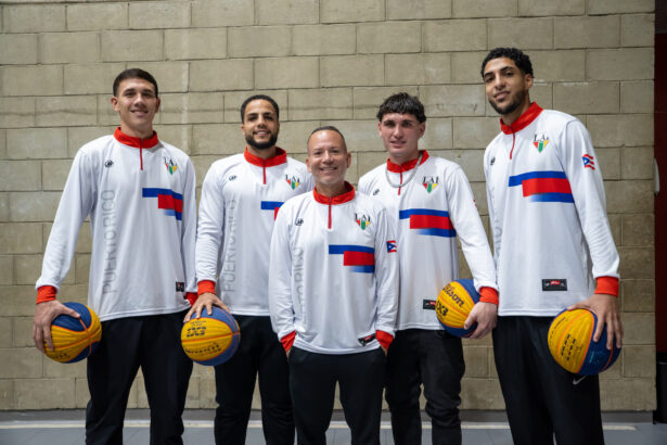 el equipo de balonesto 3x3 de la upr de río piedras rumbo a la copa mundial de la fisu. (ariana rodríguez lai)