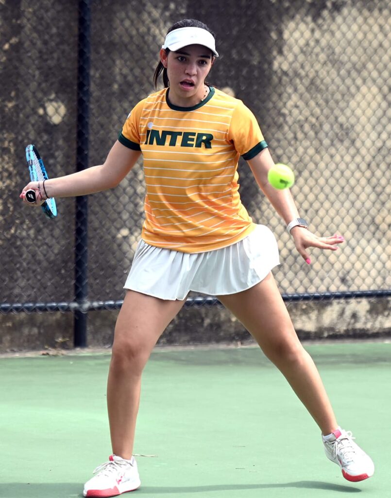 las tigresas de la uipr es uno de los equipos semifinalista. (luis f. minguela lai)