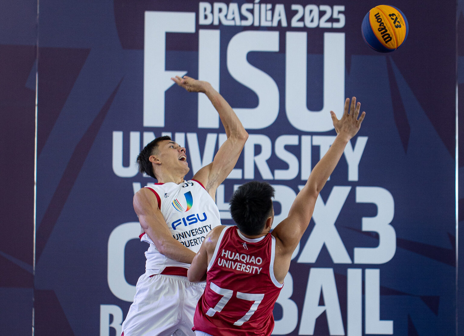 william mercado se pudo recuperar de un rodillazo y continuar jugando en la ronda de grupos.jpg (fisu)