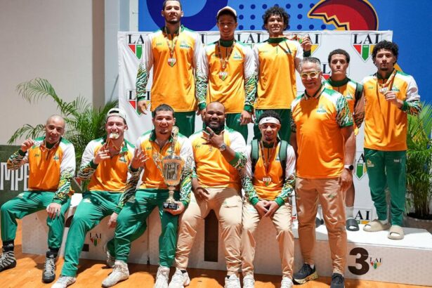 cinco campeonatos suman los luchadores de la universidad interamericana de puerto rico.jpeg (luis ortiz lai)