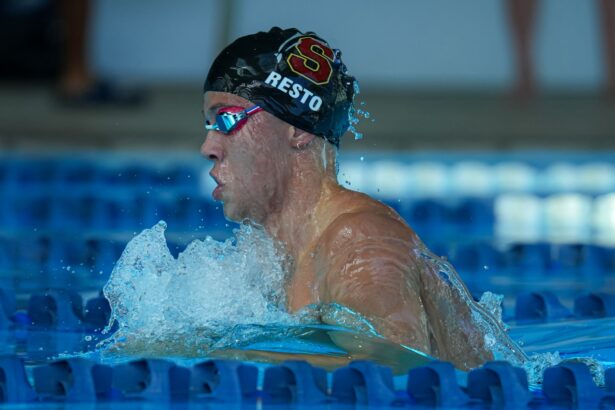 diego resto es uno de los tres atletas que hizo récord en el segundo día de campeonato de piscina corta de la lai.jpeg (luis ortiz lai)