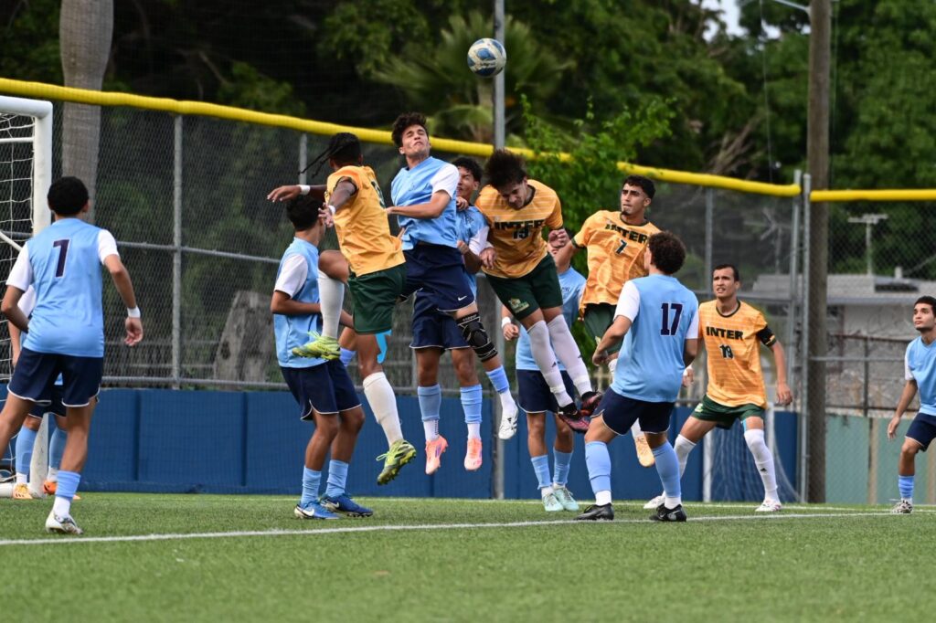 el partido de la final entre la upr de bayamón y la uipr dejó grandes huellas en la historia del fútbol de la lai. (jorge colón lai)