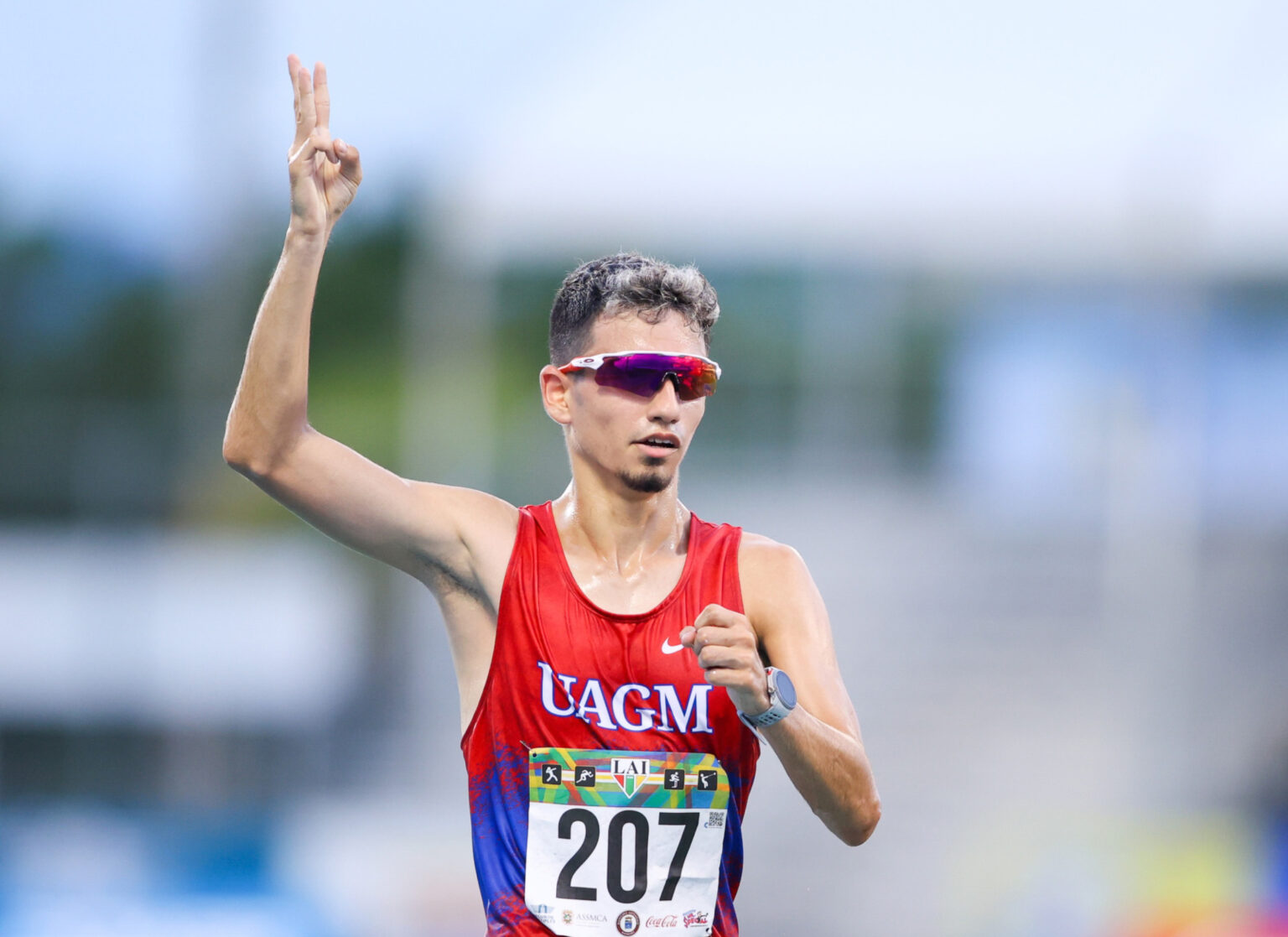 la uagm fue la campeona de las justas de atletismo 2025. en la foto el plusmarquista de marcha sebastián quiñonez.jpg (lai)