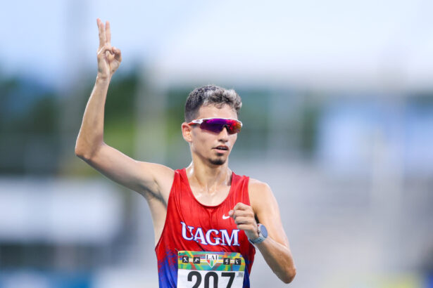la uagm fue la campeona de las justas de atletismo 2025. en la foto el plusmarquista de marcha sebastián quiñonez.jpg (lai)