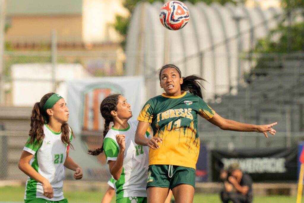 la uipr visitará a la upr de río piedras, duro rival junto con la upr río piedras para la temporada 2026. (lai)