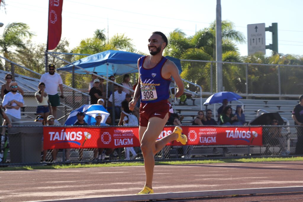 el paratleta se vive al máximo su representación deportiva en los colores de la caribbean university.jpg (sofia jimenez cortes)