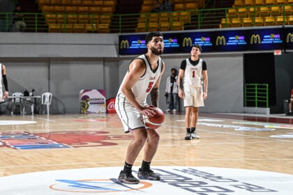Los Taínos de la UAGM lideran los playoffs.