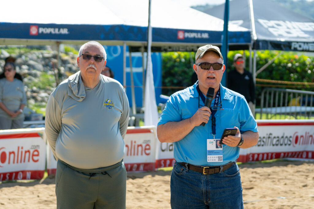 el comisionado de la lai jorge o. sosa durante su mensaje en memoria al estudiante atleta axel román dorta quien falleció en un trágico accidente la pasada semana. (luis ortiz lai)