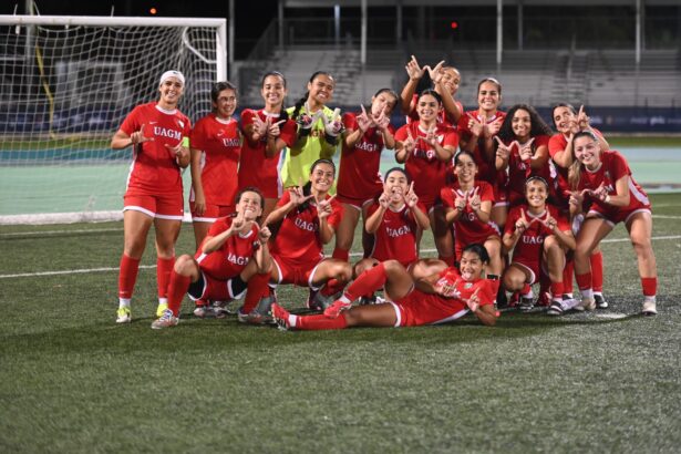 grandiosas, las taínas de la uagm van a su primera final de fútbol en la lai.jpeg (luis f. minguela lai)