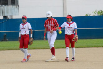las taínas de la uagm y las jerezanas de la upr de río piedras van a la final de sóftbol femenino. (lai)
