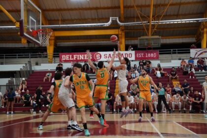 los tigres de la uipr resistieron al empuje de los delfines de la usc en el recinto sagradeño.jpeg (roberto jorge rivera | lai)