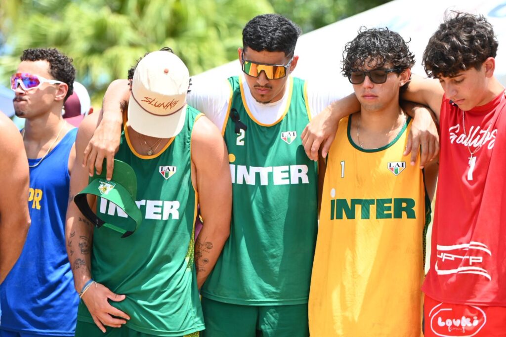 solidaridad, amor y empatía entre los participantes. (jorge colón lai) jpeg