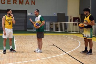 edwin peña estará dirigendo a los tigres de la uipr en el torneo fisu américa 3x3. (luis f. minguela lai)