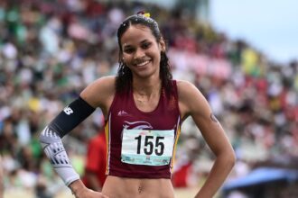 kiara villa la medalla de oro de sagrado en las justas de atletismo, representa la disciplina de una delfina y su institución.jpeg (lai)