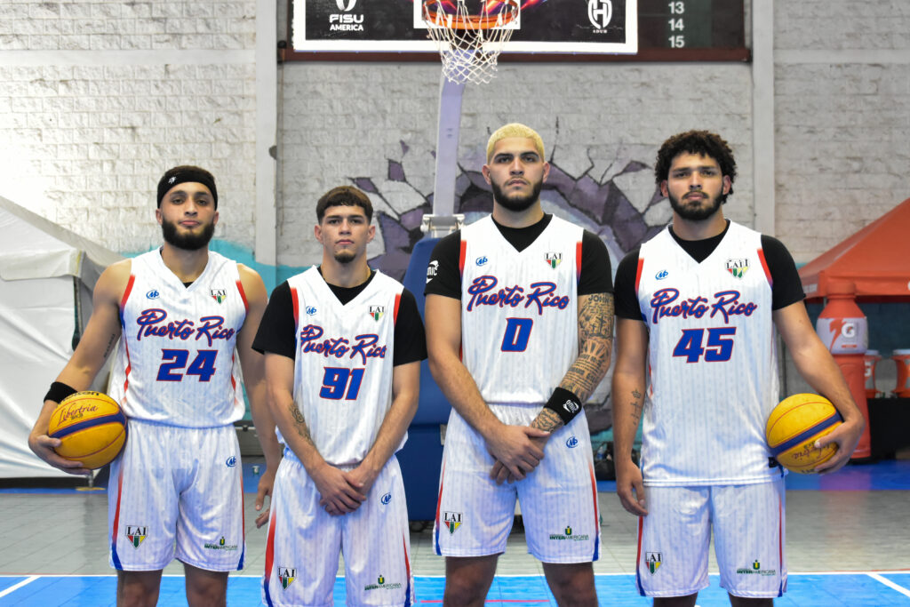 yahir cordero, bradley camacho, geryad rosario y christopher soto integrantes del equipo de la uipr en fisu américa 3x3.jpg (fisu américa)