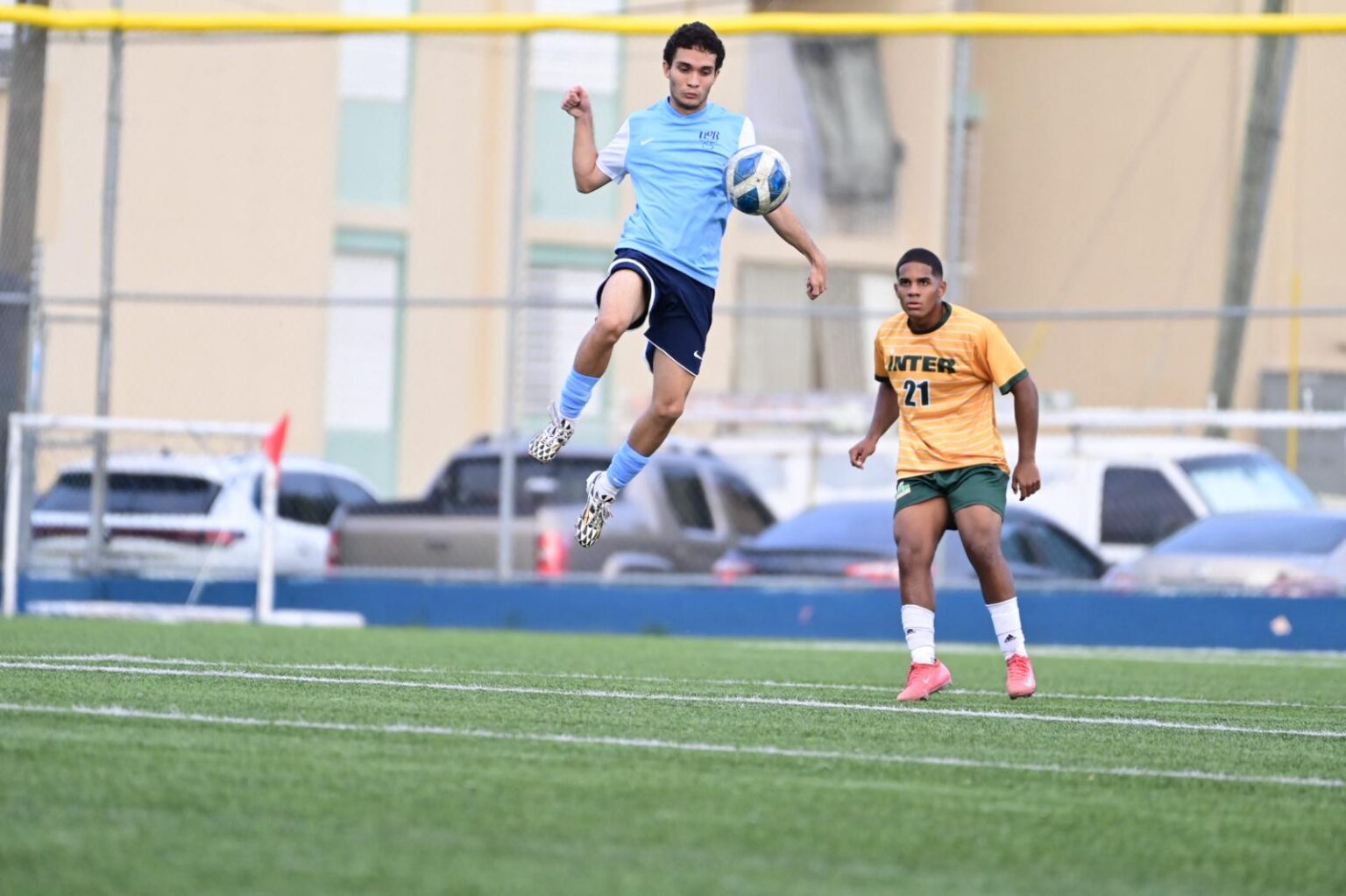 la upr de bayamón se canta lista para el venidero torneo de fútbol. (lai)