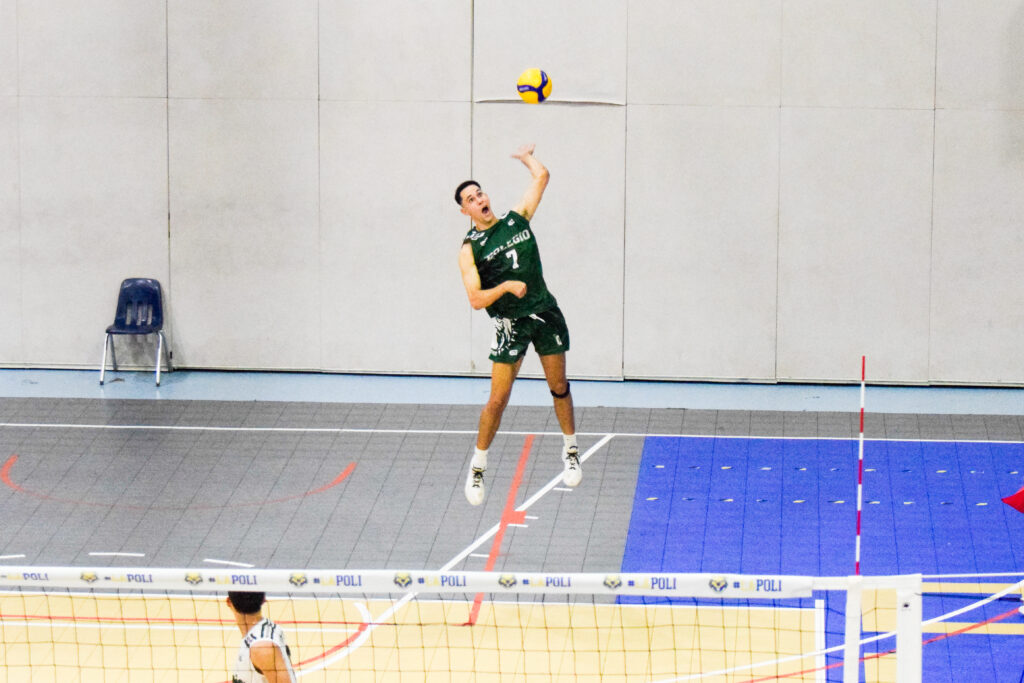 los tarzanes del rum siguen imparables en la defensa de su campeonato universitario.jpg (z. acosta lai)